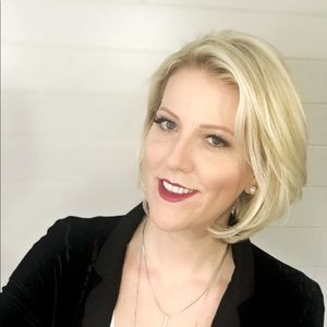 Meet your Posher, Mandy